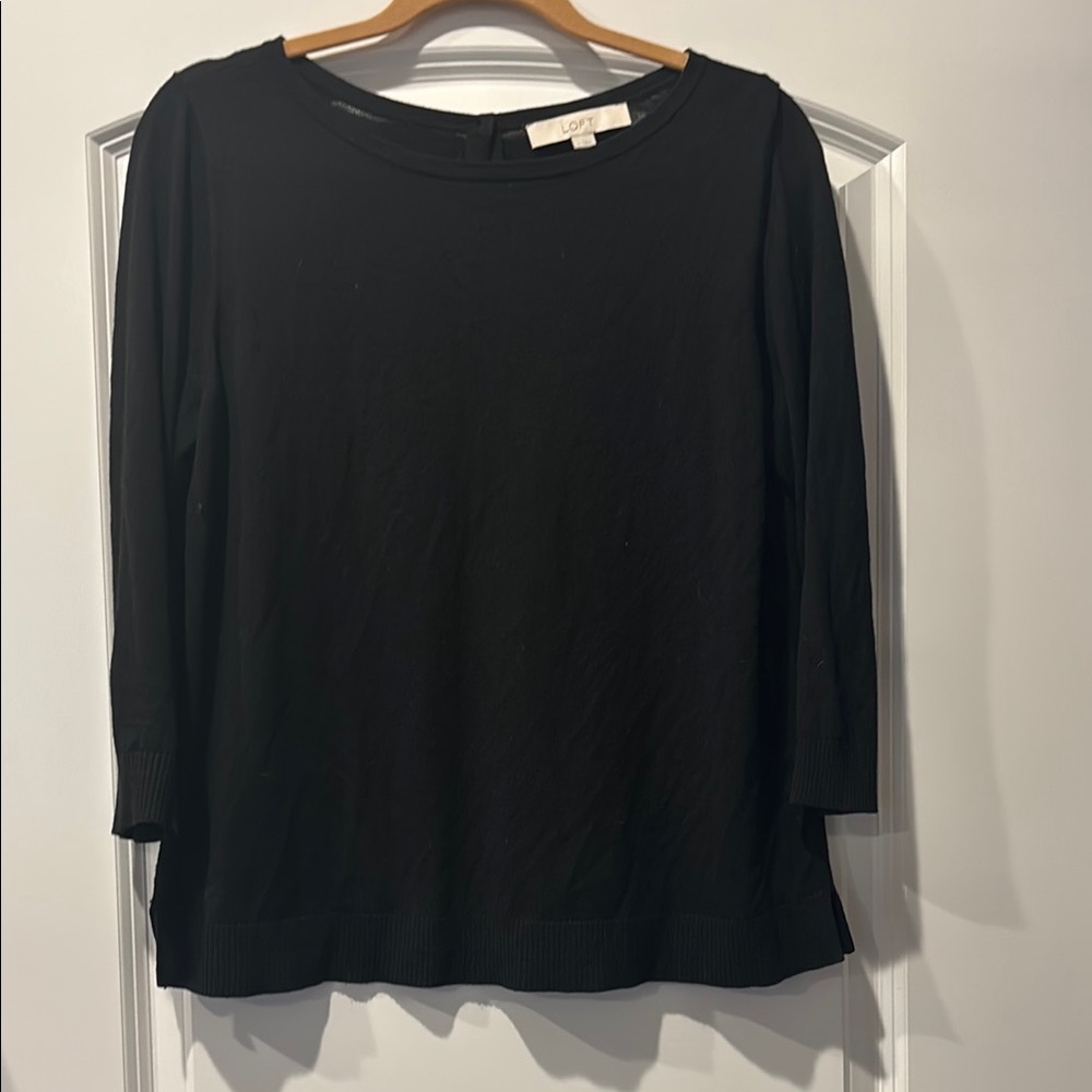 Loft Women's Black light weight sweater